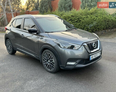 Серый Ниссан Kicks, объемом двигателя 1.6 л и пробегом 38 тыс. км за 14000 $, фото 1 на Automoto.ua