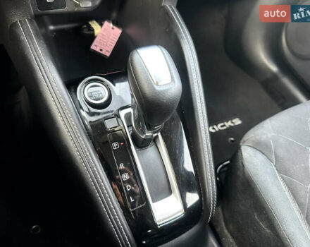 Сірий Ніссан Kicks, об'ємом двигуна 1.6 л та пробігом 221 тис. км за 11999 $, фото 8 на Automoto.ua