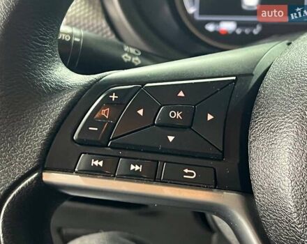 Серый Ниссан Kicks, объемом двигателя 1.6 л и пробегом 138 тыс. км за 13899 $, фото 14 на Automoto.ua