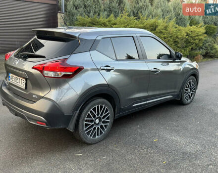 Серый Ниссан Kicks, объемом двигателя 1.6 л и пробегом 38 тыс. км за 14000 $, фото 2 на Automoto.ua