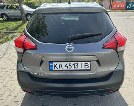Серый Ниссан Kicks, объемом двигателя 1.6 л и пробегом 72 тыс. км за 14300 $, фото 11 на Automoto.ua