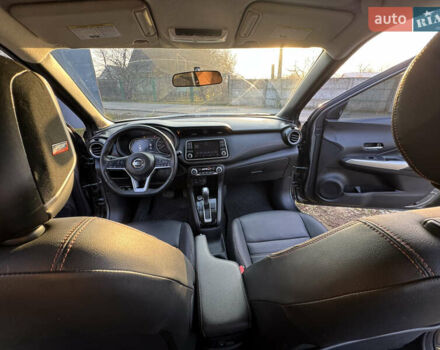 Серый Ниссан Kicks, объемом двигателя 1.6 л и пробегом 38 тыс. км за 14000 $, фото 13 на Automoto.ua