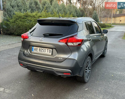 Серый Ниссан Kicks, объемом двигателя 1.6 л и пробегом 38 тыс. км за 14000 $, фото 5 на Automoto.ua