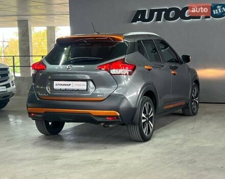 Серый Ниссан Kicks, объемом двигателя 1.6 л и пробегом 138 тыс. км за 13899 $, фото 2 на Automoto.ua