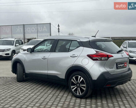 Серый Ниссан Kicks, объемом двигателя 1.6 л и пробегом 85 тыс. км за 14590 $, фото 5 на Automoto.ua