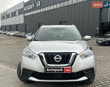 Серый Ниссан Kicks, объемом двигателя 1.6 л и пробегом 85 тыс. км за 14590 $, фото 15 на Automoto.ua