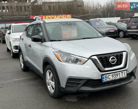 Серый Ниссан Kicks, объемом двигателя 1.6 л и пробегом 155 тыс. км за 12200 $, фото 3 на Automoto.ua