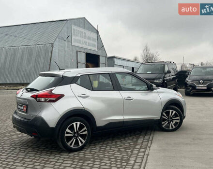 Серый Ниссан Kicks, объемом двигателя 1.6 л и пробегом 85 тыс. км за 14590 $, фото 10 на Automoto.ua