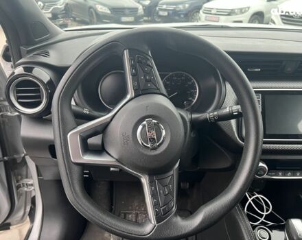 Серый Ниссан Kicks, объемом двигателя 1.6 л и пробегом 85 тыс. км за 14590 $, фото 22 на Automoto.ua