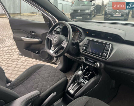 Серый Ниссан Kicks, объемом двигателя 1.6 л и пробегом 85 тыс. км за 14590 $, фото 35 на Automoto.ua