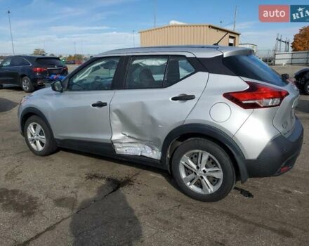 Серый Ниссан Kicks, объемом двигателя 1.6 л и пробегом 81 тыс. км за 3000 $, фото 1 на Automoto.ua