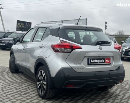 Серый Ниссан Kicks, объемом двигателя 1.6 л и пробегом 85 тыс. км за 14590 $, фото 6 на Automoto.ua