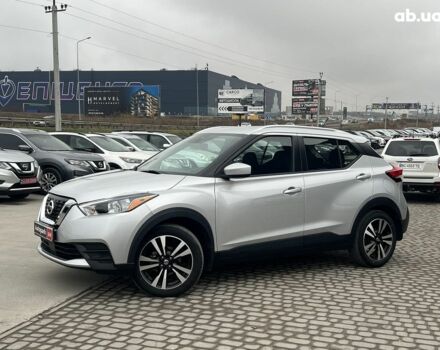 Серый Ниссан Kicks, объемом двигателя 1.6 л и пробегом 85 тыс. км за 14590 $, фото 2 на Automoto.ua