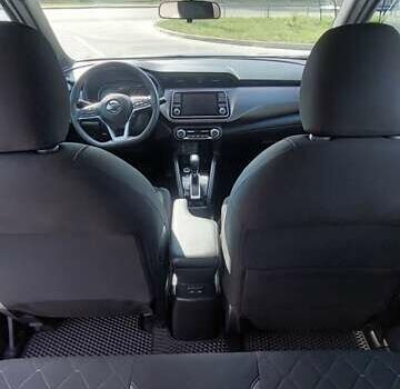 Серый Ниссан Kicks, объемом двигателя 1.6 л и пробегом 33 тыс. км за 14499 $, фото 27 на Automoto.ua