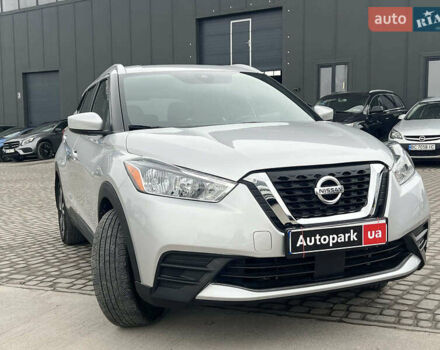 Серый Ниссан Kicks, объемом двигателя 1.6 л и пробегом 85 тыс. км за 14590 $, фото 14 на Automoto.ua