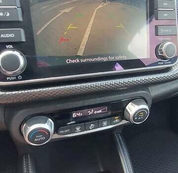 Серый Ниссан Kicks, объемом двигателя 1.6 л и пробегом 33 тыс. км за 14499 $, фото 18 на Automoto.ua