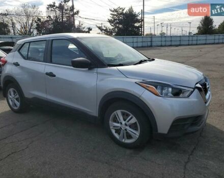 Серый Ниссан Kicks, объемом двигателя 1.6 л и пробегом 81 тыс. км за 3000 $, фото 3 на Automoto.ua