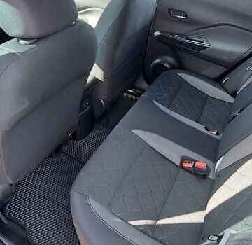 Серый Ниссан Kicks, объемом двигателя 1.6 л и пробегом 33 тыс. км за 14499 $, фото 28 на Automoto.ua