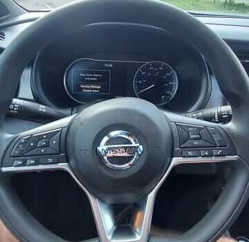 Серый Ниссан Kicks, объемом двигателя 1.6 л и пробегом 33 тыс. км за 14499 $, фото 20 на Automoto.ua