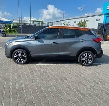 Серый Ниссан Kicks, объемом двигателя 1.6 л и пробегом 33 тыс. км за 14499 $, фото 5 на Automoto.ua