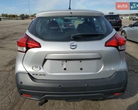 Серый Ниссан Kicks, объемом двигателя 1.6 л и пробегом 81 тыс. км за 3000 $, фото 5 на Automoto.ua