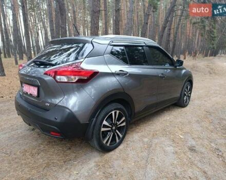 Серый Ниссан Kicks, объемом двигателя 1.6 л и пробегом 110 тыс. км за 14300 $, фото 7 на Automoto.ua