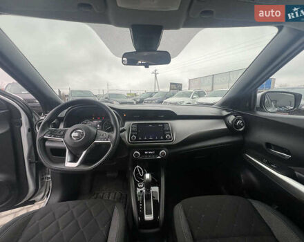 Серый Ниссан Kicks, объемом двигателя 1.6 л и пробегом 85 тыс. км за 14590 $, фото 31 на Automoto.ua