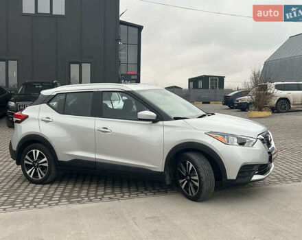 Серый Ниссан Kicks, объемом двигателя 1.6 л и пробегом 85 тыс. км за 14590 $, фото 12 на Automoto.ua