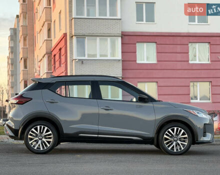 Серый Ниссан Kicks, объемом двигателя 1.6 л и пробегом 60 тыс. км за 16555 $, фото 28 на Automoto.ua