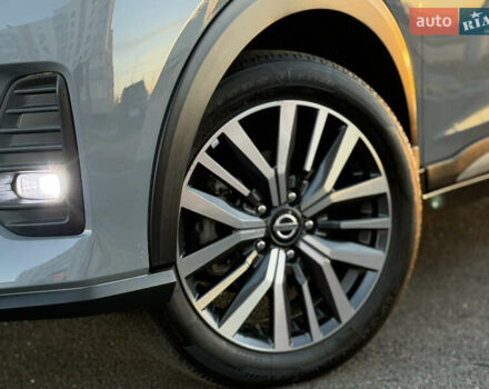 Серый Ниссан Kicks, объемом двигателя 1.6 л и пробегом 60 тыс. км за 16555 $, фото 5 на Automoto.ua