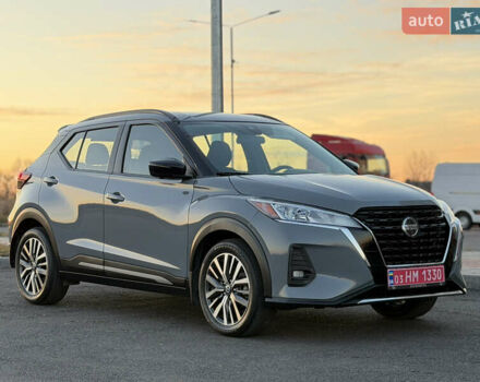 Серый Ниссан Kicks, объемом двигателя 1.6 л и пробегом 60 тыс. км за 16555 $, фото 27 на Automoto.ua