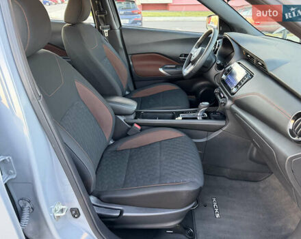 Серый Ниссан Kicks, объемом двигателя 1.6 л и пробегом 60 тыс. км за 16555 $, фото 63 на Automoto.ua