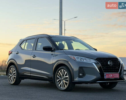 Серый Ниссан Kicks, объемом двигателя 1.6 л и пробегом 60 тыс. км за 16555 $, фото 10 на Automoto.ua