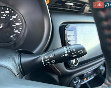 Серый Ниссан Kicks, объемом двигателя 1.6 л и пробегом 60 тыс. км за 16555 $, фото 44 на Automoto.ua