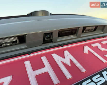 Серый Ниссан Kicks, объемом двигателя 1.6 л и пробегом 60 тыс. км за 16555 $, фото 75 на Automoto.ua