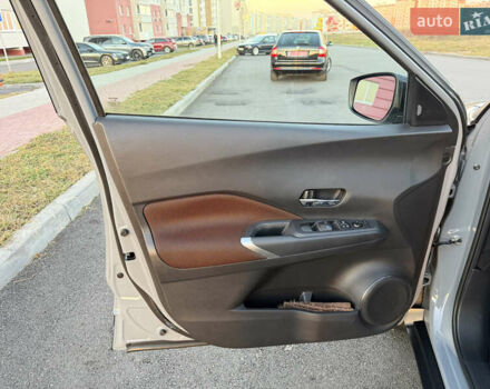 Серый Ниссан Kicks, объемом двигателя 1.6 л и пробегом 60 тыс. км за 16555 $, фото 34 на Automoto.ua