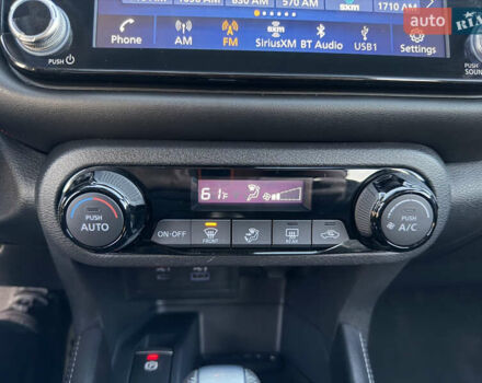 Серый Ниссан Kicks, объемом двигателя 1.6 л и пробегом 60 тыс. км за 16555 $, фото 47 на Automoto.ua