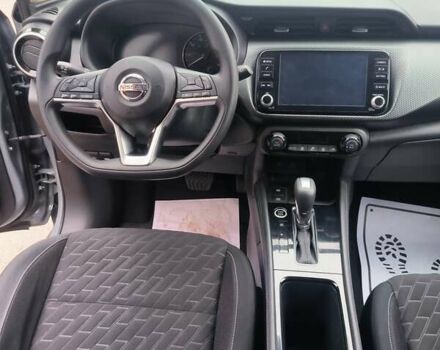 Серый Ниссан Kicks, объемом двигателя 1.6 л и пробегом 59 тыс. км за 14800 $, фото 23 на Automoto.ua