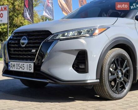 Сірий Ніссан Kicks, об'ємом двигуна 1.6 л та пробігом 49 тис. км за 19999 $, фото 10 на Automoto.ua