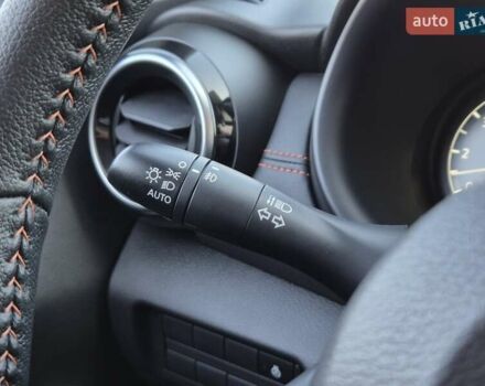 Сірий Ніссан Kicks, об'ємом двигуна 1.6 л та пробігом 49 тис. км за 19999 $, фото 45 на Automoto.ua
