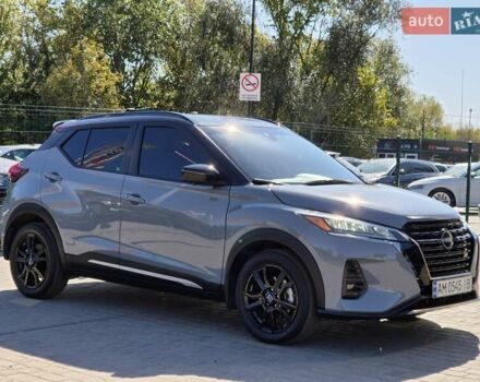 Сірий Ніссан Kicks, об'ємом двигуна 1.6 л та пробігом 49 тис. км за 19999 $, фото 4 на Automoto.ua