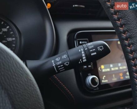 Сірий Ніссан Kicks, об'ємом двигуна 1.6 л та пробігом 49 тис. км за 19999 $, фото 46 на Automoto.ua