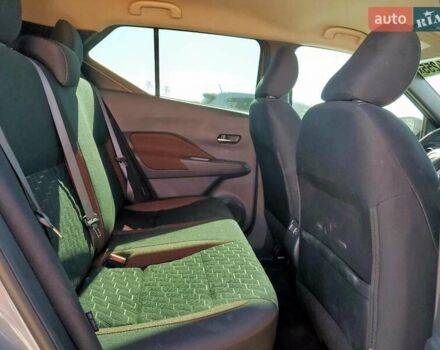 Серый Ниссан Kicks, объемом двигателя 1.6 л и пробегом 8 тыс. км за 4500 $, фото 10 на Automoto.ua