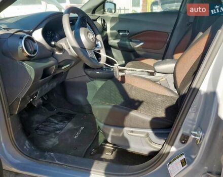 Серый Ниссан Kicks, объемом двигателя 1.6 л и пробегом 8 тыс. км за 4500 $, фото 6 на Automoto.ua