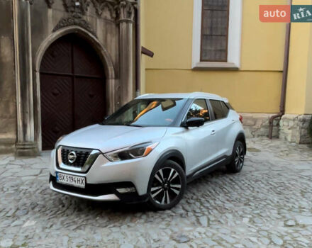 Серый Ниссан Kicks, объемом двигателя 1.6 л и пробегом 45 тыс. км за 16000 $, фото 1 на Automoto.ua
