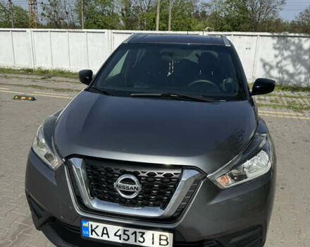 Серый Ниссан Kicks, объемом двигателя 1.6 л и пробегом 72 тыс. км за 14300 $, фото 1 на Automoto.ua