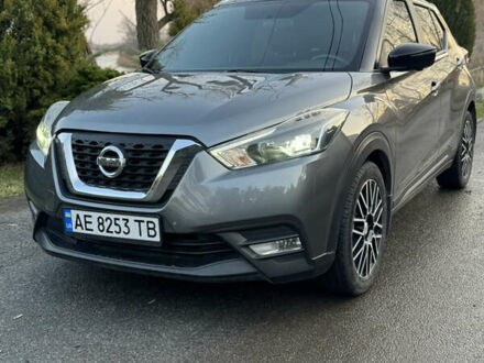 Серый Ниссан Kicks, объемом двигателя 1.6 л и пробегом 38 тыс. км за 14000 $, фото 1 на Automoto.ua