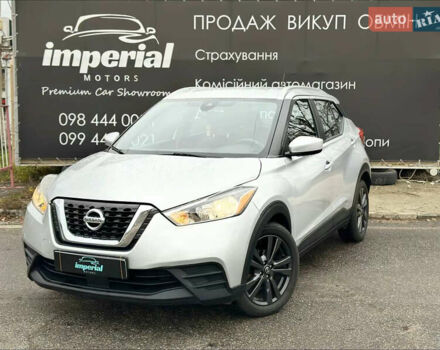 Серый Ниссан Kicks, объемом двигателя 1.6 л и пробегом 170 тыс. км за 13300 $, фото 1 на Automoto.ua
