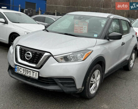 Серый Ниссан Kicks, объемом двигателя 1.6 л и пробегом 155 тыс. км за 12200 $, фото 1 на Automoto.ua