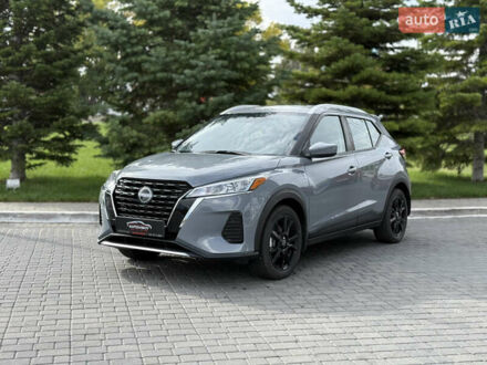 Серый Ниссан Kicks, объемом двигателя 1.6 л и пробегом 67 тыс. км за 17500 $, фото 1 на Automoto.ua